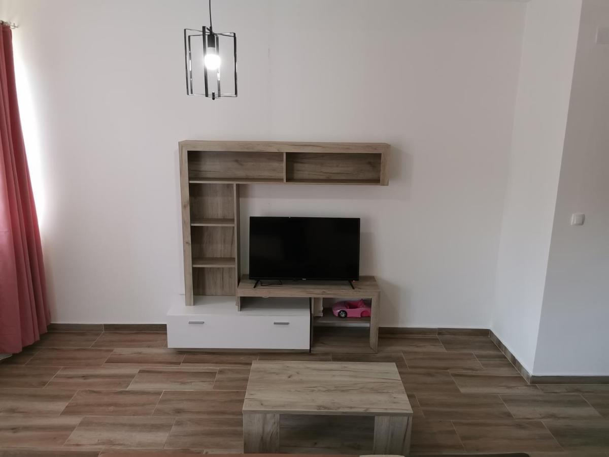 Crown Apartments Skopje Esterno foto